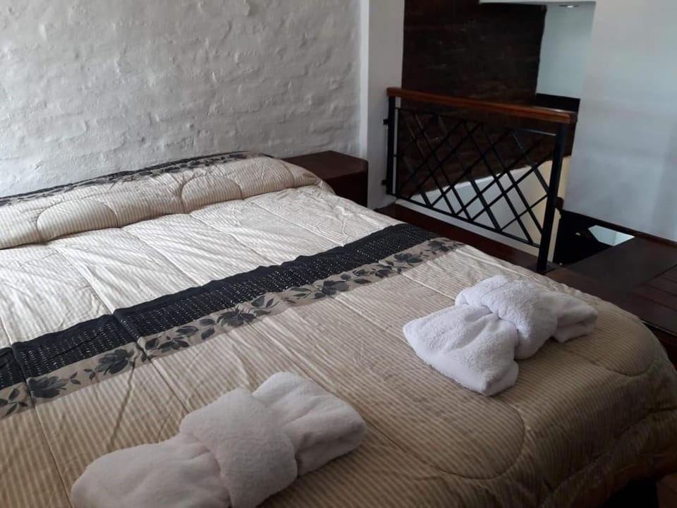 Posada Villa club, Apart 3 cerca del aeropuerto el Palomar House in Buenos Aires Province