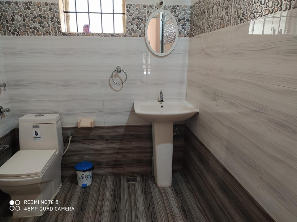 Toilet, Bathroom