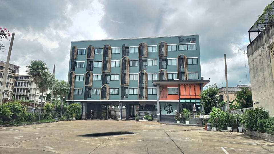 Property building, Parking