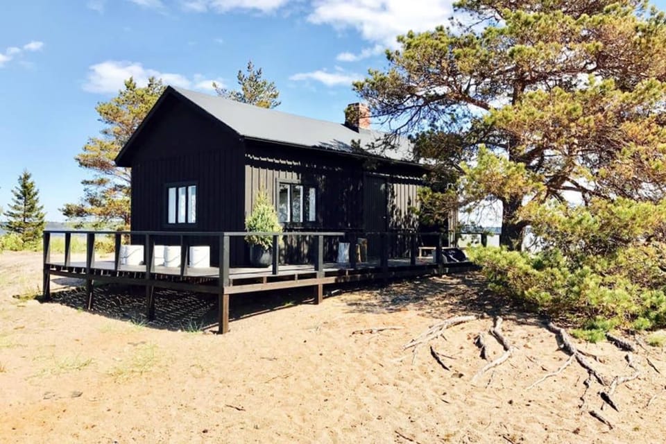 Property building, Day, Natural landscape
