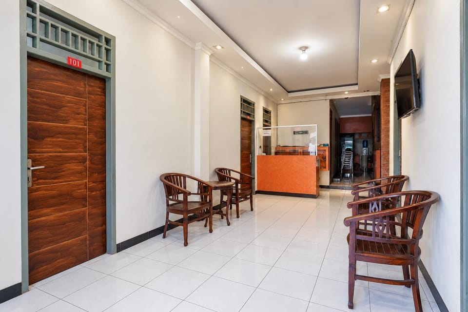 Lobby or reception, Seating area