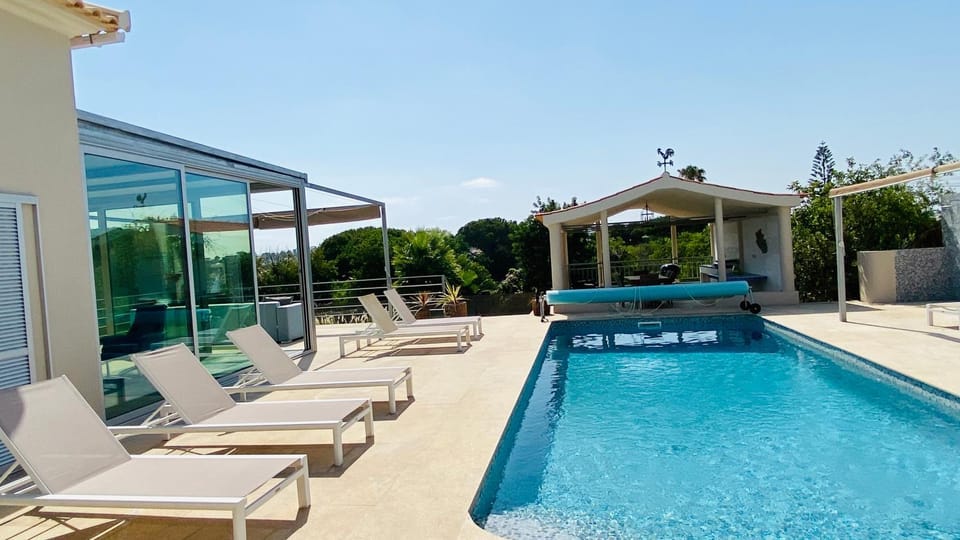 Patio, Swimming pool