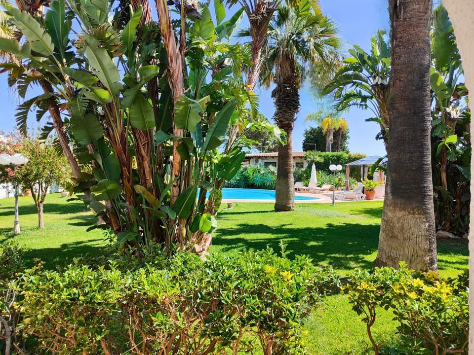 Garden, Garden, Garden view, Garden view, Pool view, Pool view, Swimming pool, Swimming pool