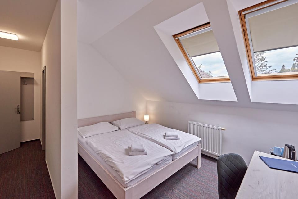 Property building, Bed, towels, towels