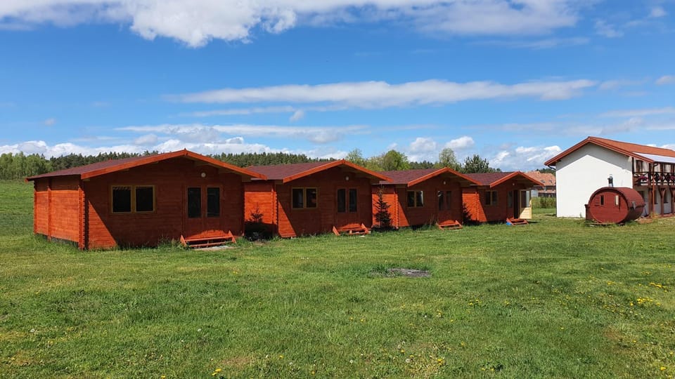 Property building, Neighbourhood, Natural landscape, Garden, Sauna
