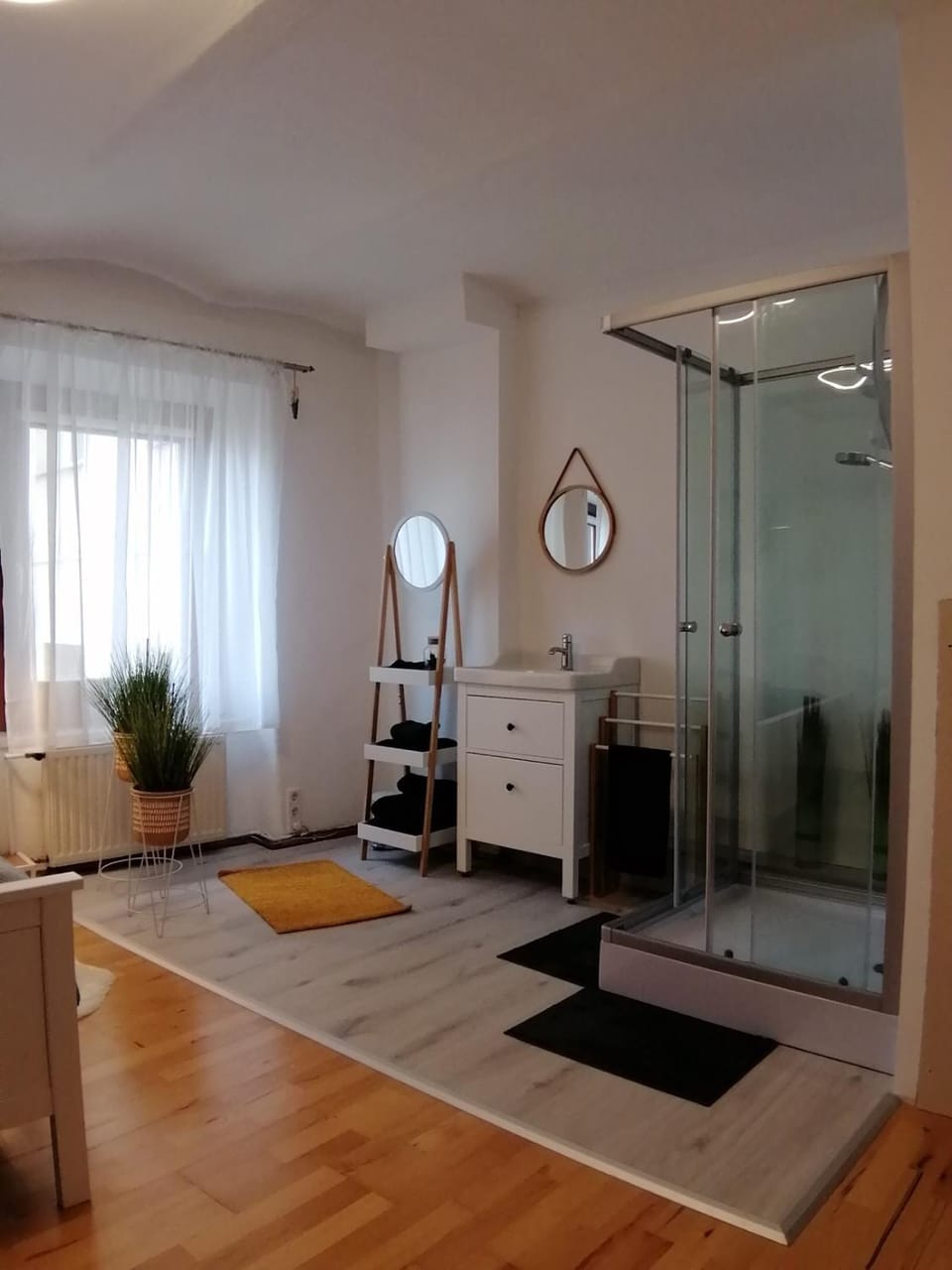 Shower, Bathroom