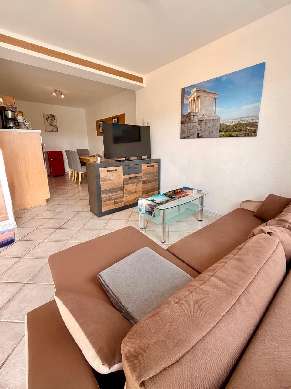 TV and multimedia, Living room