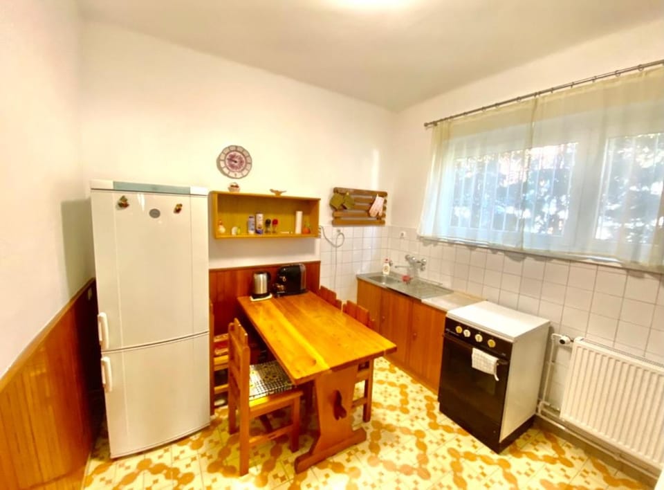 Roselio Garden Apartment in Hévíz