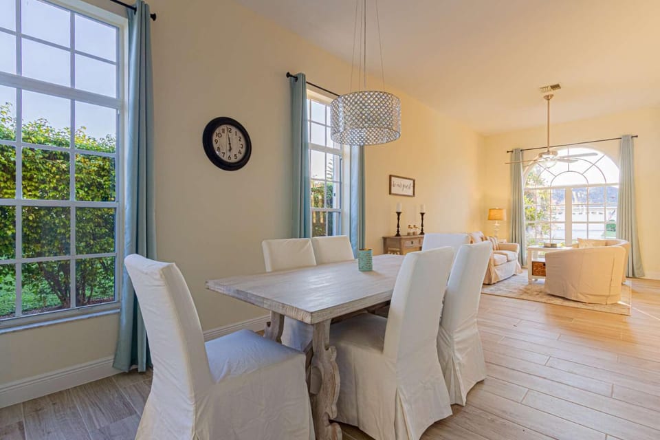 Crown Pointe-Mabry Drive House in Collier County
