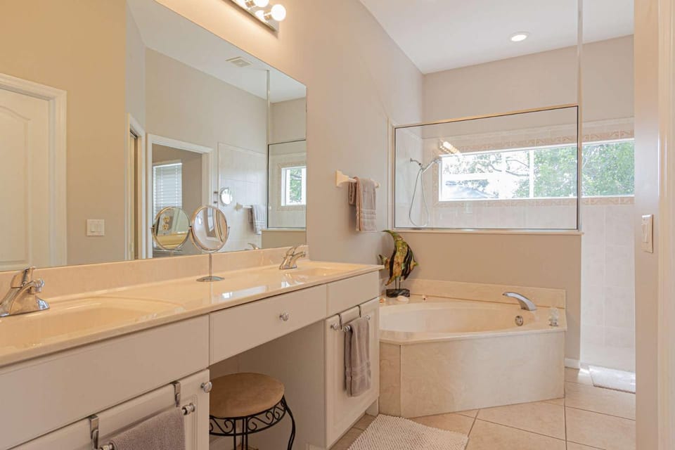 Briarwood- Terrazzo Lane with Lake View House in Collier County
