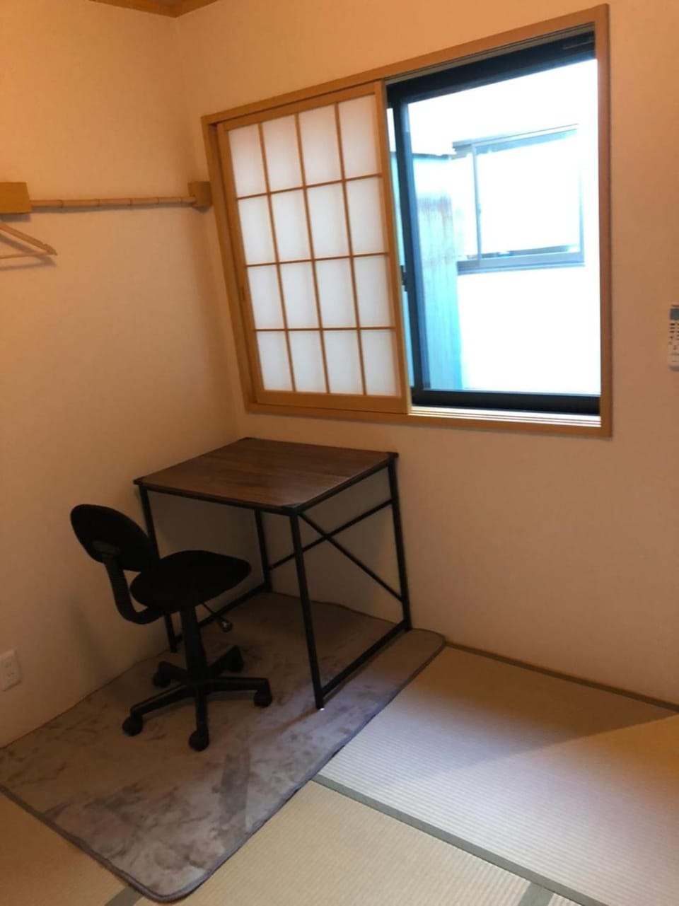 Photo of the whole room