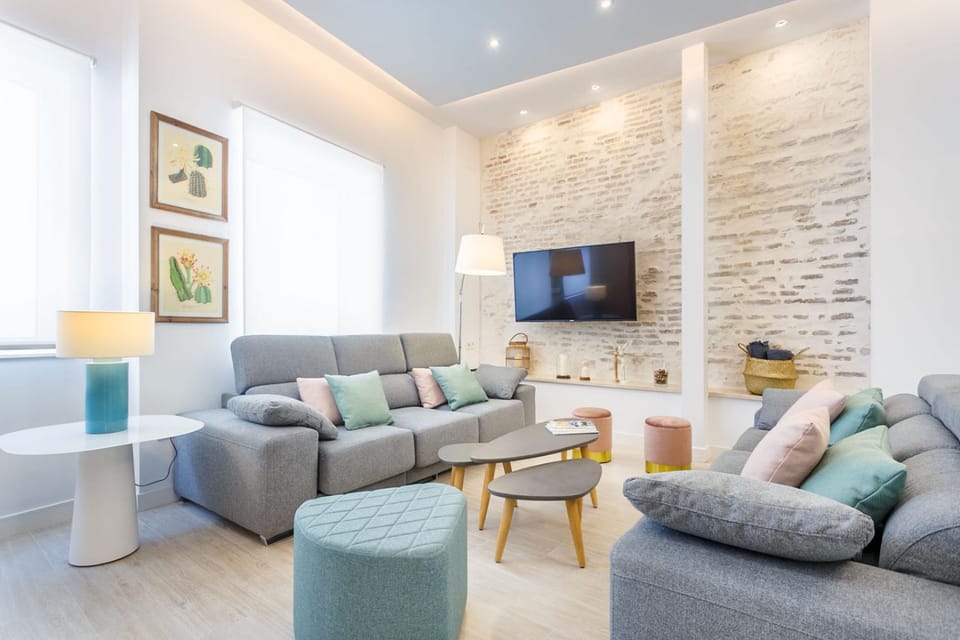 Living room, Lounge or bar