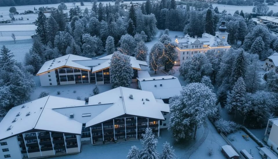 Property building, Natural landscape, Winter, Area and facilities