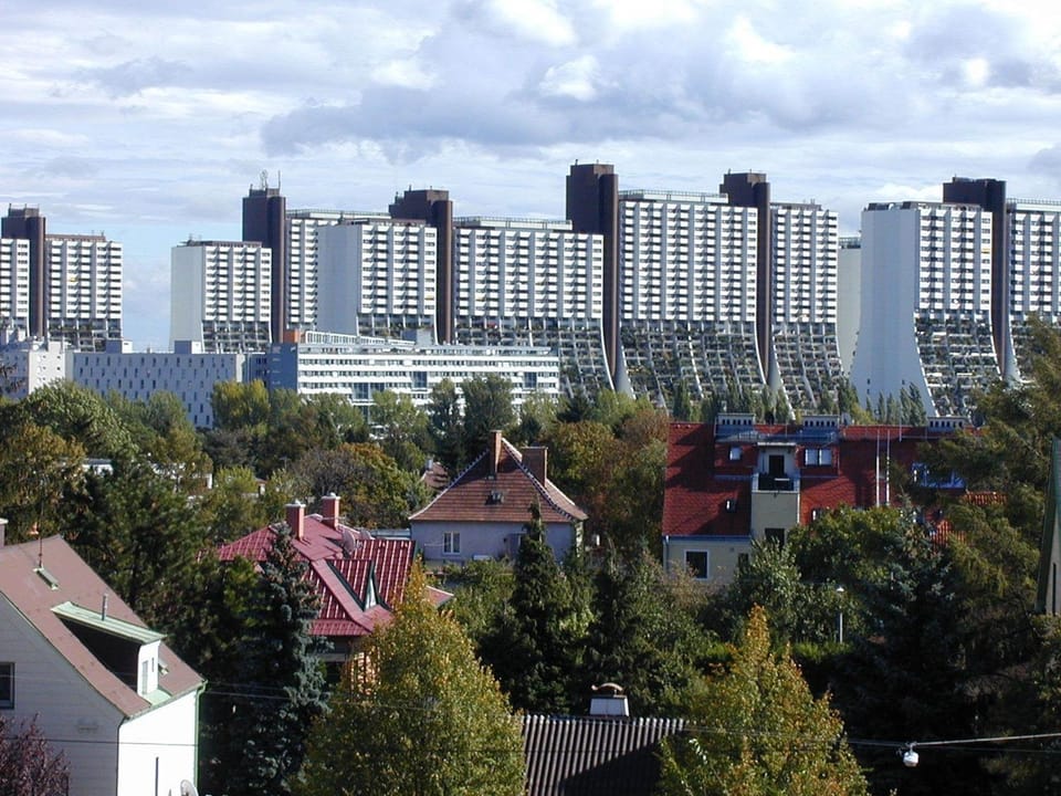 Nearby landmark, View (from property/room)