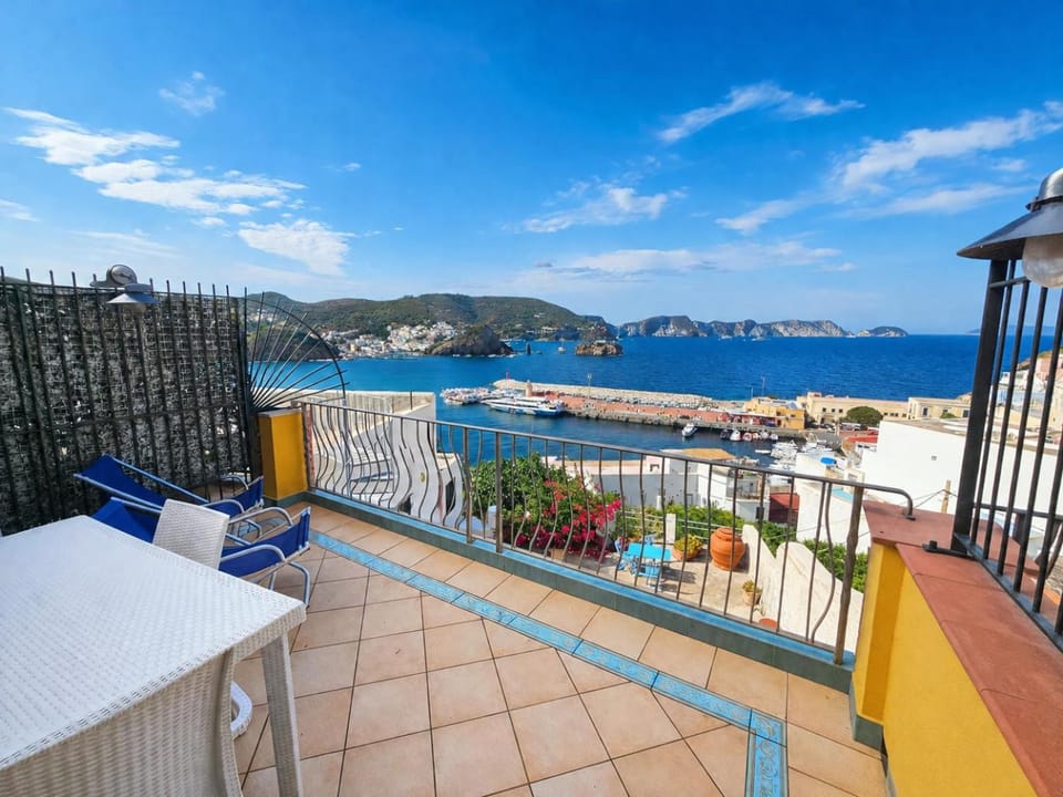 Maridea - Il Porto Apartment in Ponza
