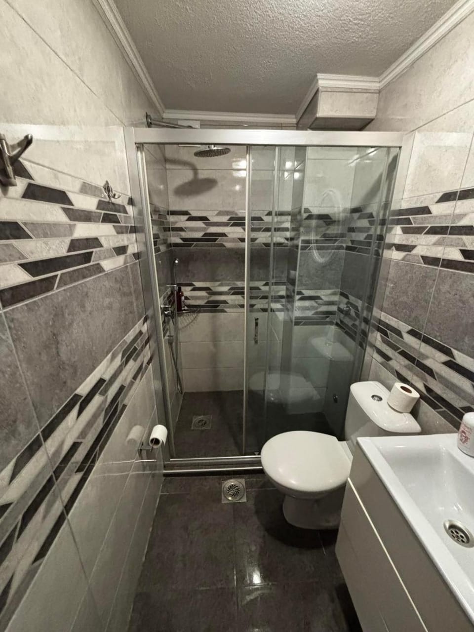 Shower, Toilet, Bathroom