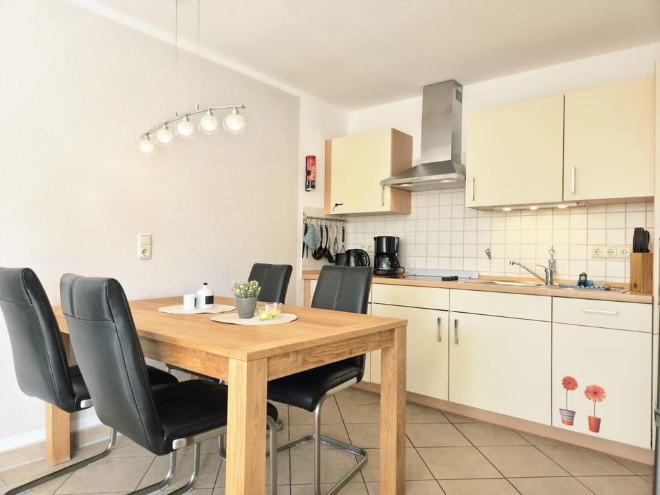 FeWo Leuchtturm - Heuser Prerow Apartment in Prerow