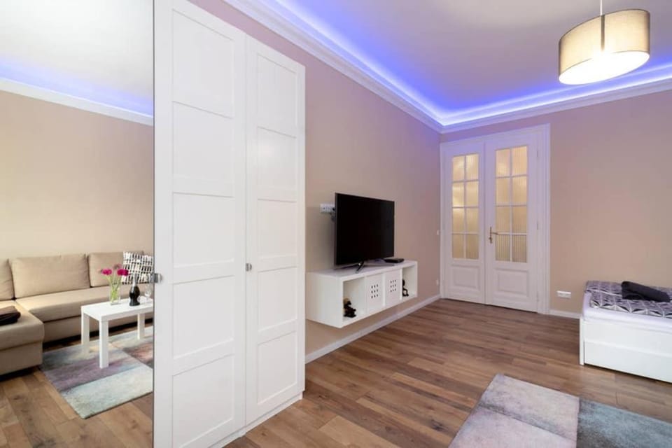 TV and multimedia, wardrobe