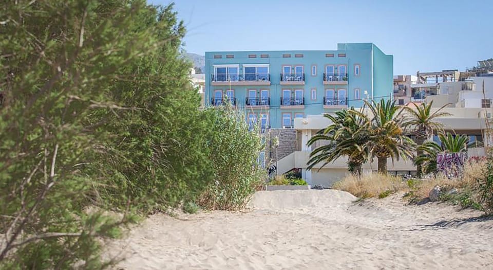 Facade/entrance, On site