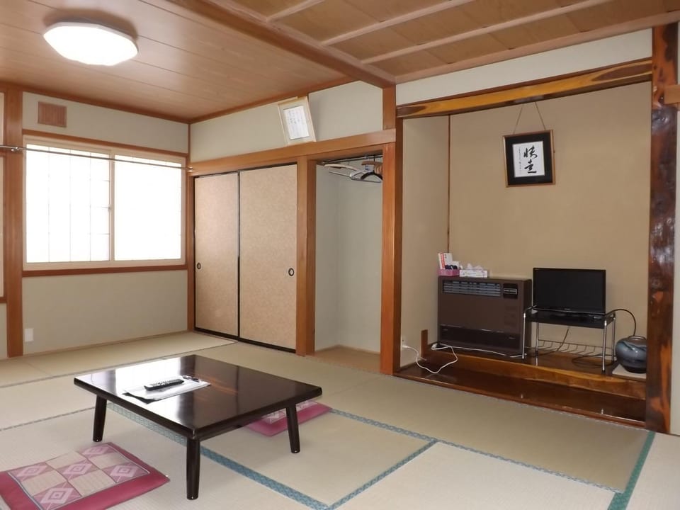Togakushi- Kogen Minshuku Rindo Bed and Breakfast in Nagano Prefecture