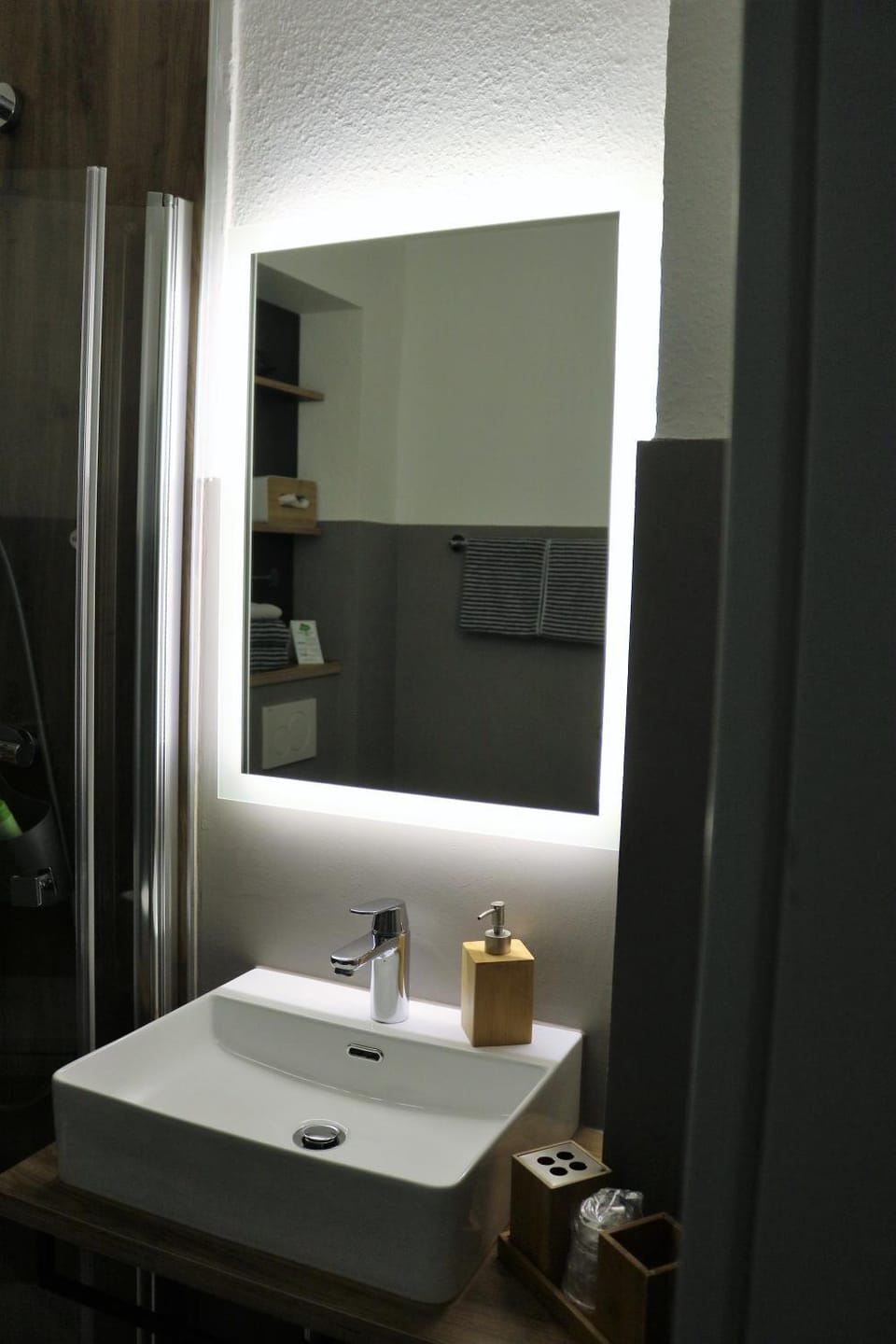 Bathroom, Area and facilities