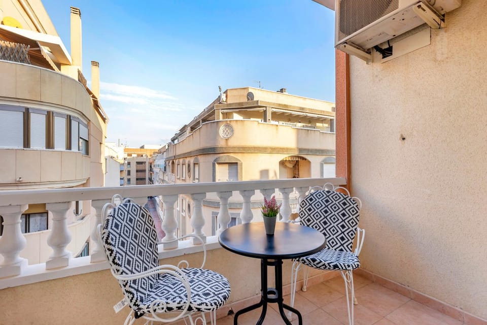 Homely Apartments Alcatriro Apartment in Torrevieja