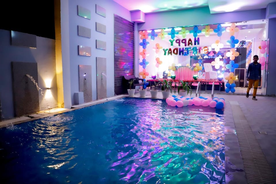 Banquet/Function facilities, Swimming pool