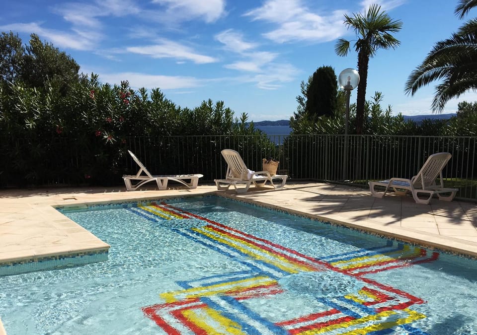 Swimming pool, Swimming pool