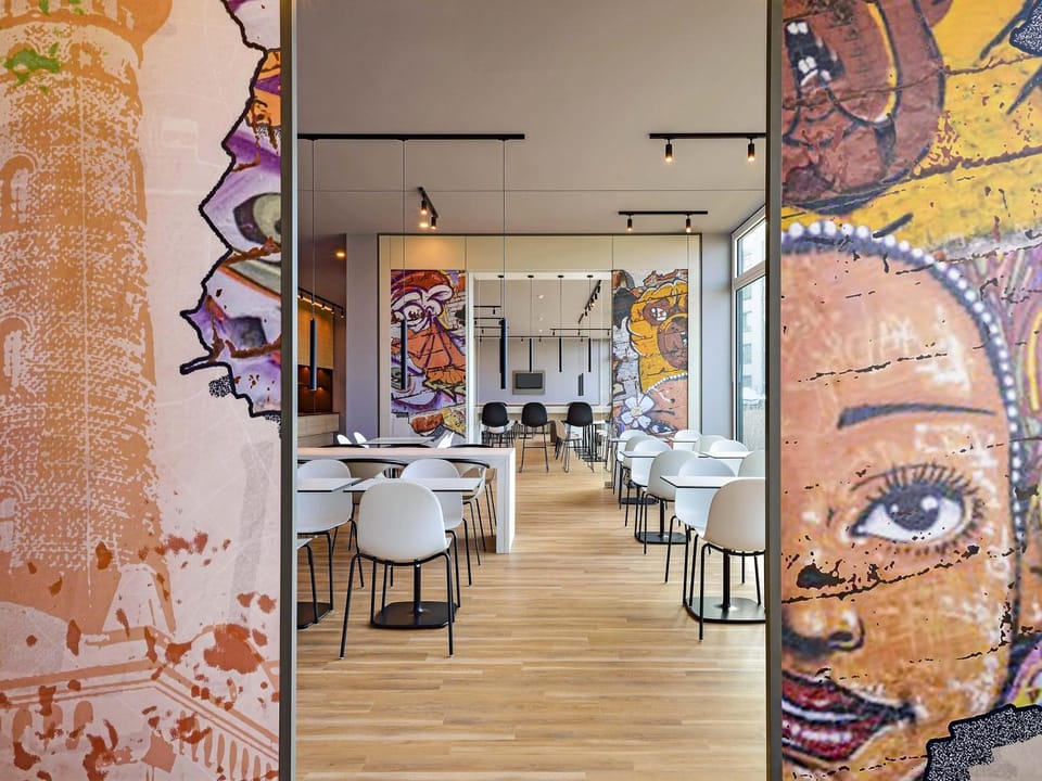 Restaurant/places to eat, Meals, Breakfast