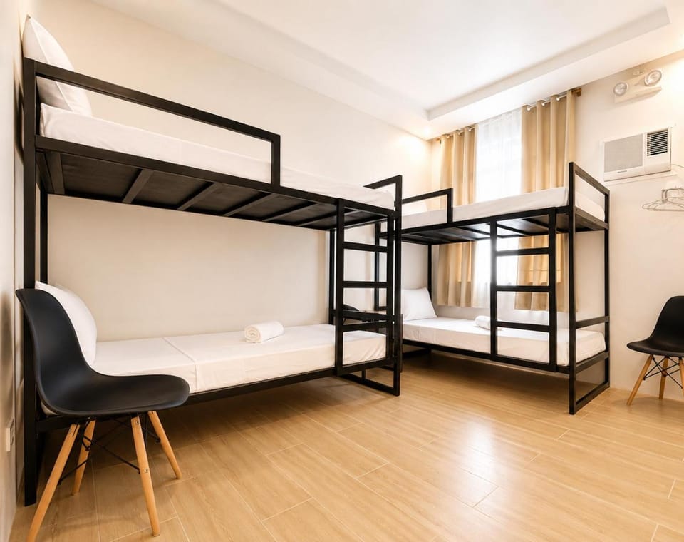 Bedroom, Breakfast, bunk bed