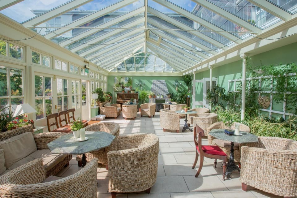 Lounge or bar