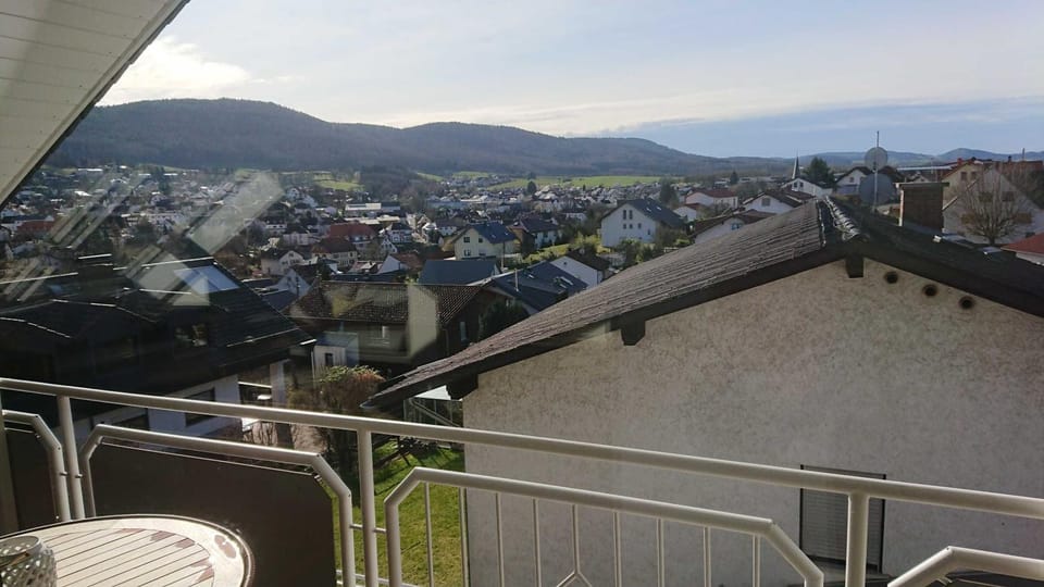 View (from property/room), Balcony/Terrace, City view