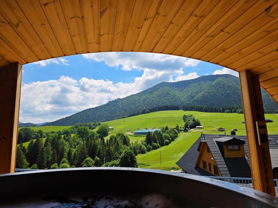 Hot Tub, Sauna, Spa and wellness centre/facilities