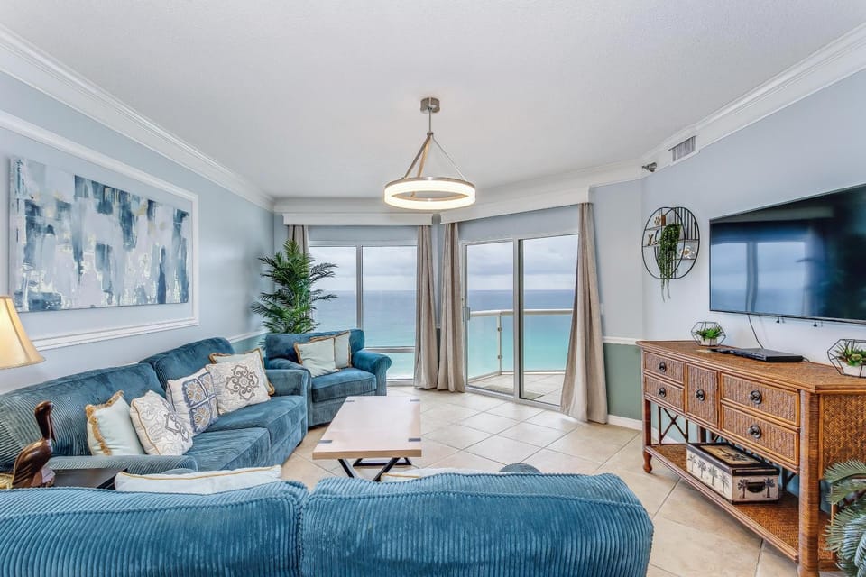1605 Emerald Isle House in Pensacola Beach
