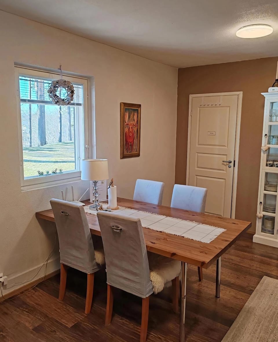 Dining area, Bedroom