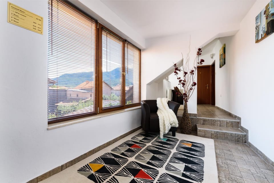 Floor plan, Mountain view