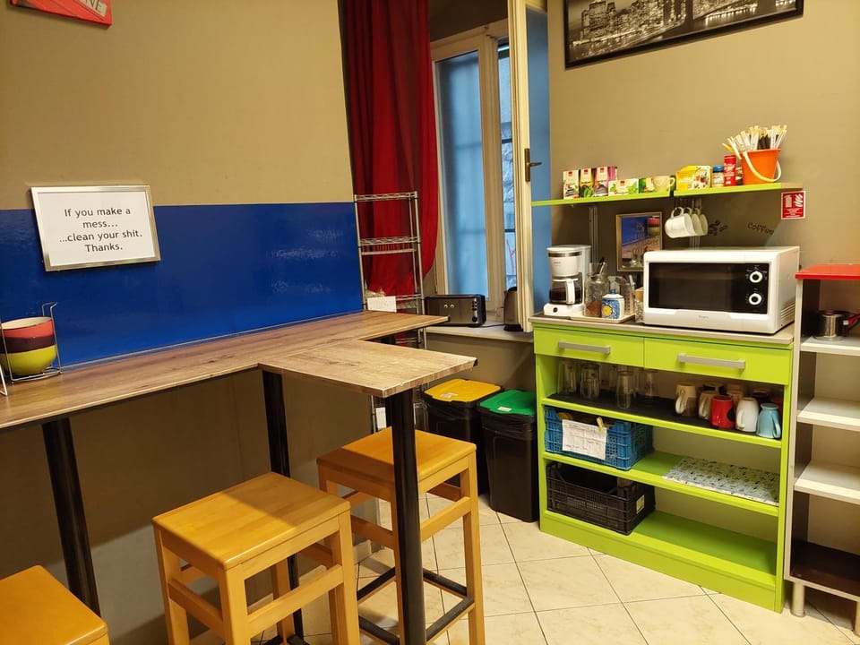 Bathroom, Coffee/tea facilities, Kitchen or kitchenette, Kitchen or kitchenette, Dining area, minibar
