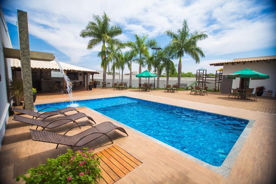 Property building, Spa and wellness centre/facilities, Swimming pool, Swimming pool