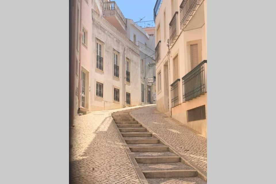 Townhouse w Beautiful terrace - 360 degrees views! Apartment in Lagos