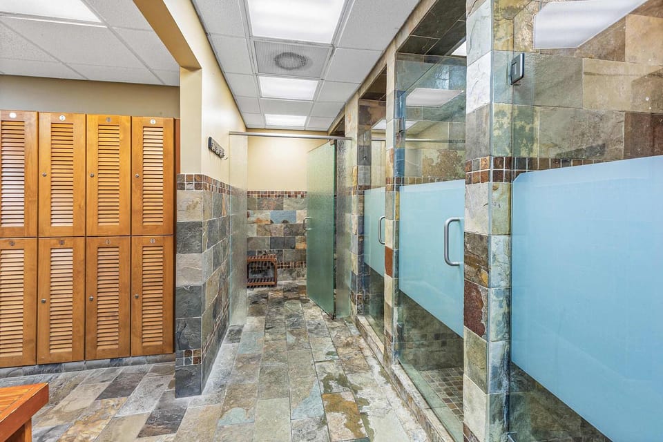 TOPS'L Southern Comfort Apartment in Miramar Beach
