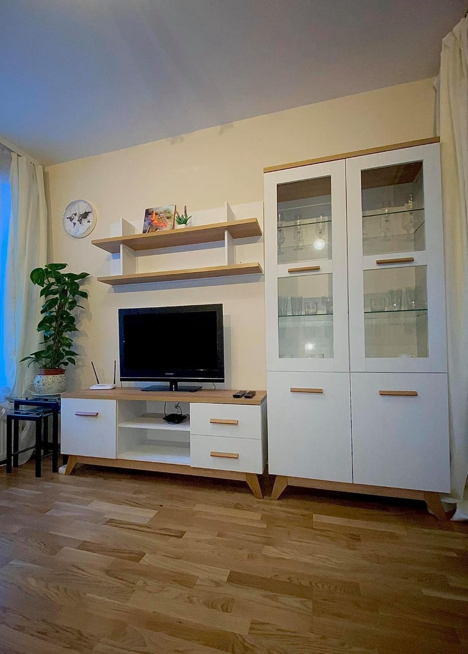 Communal lounge/ TV room, TV and multimedia