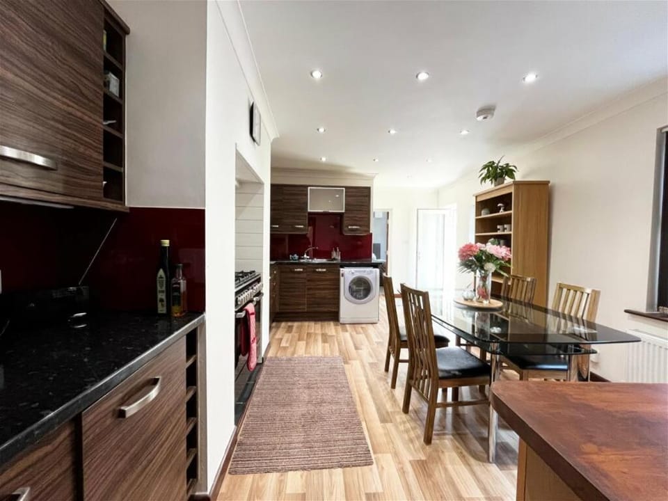 High Gables Apartment 2 Apartment in Paignton