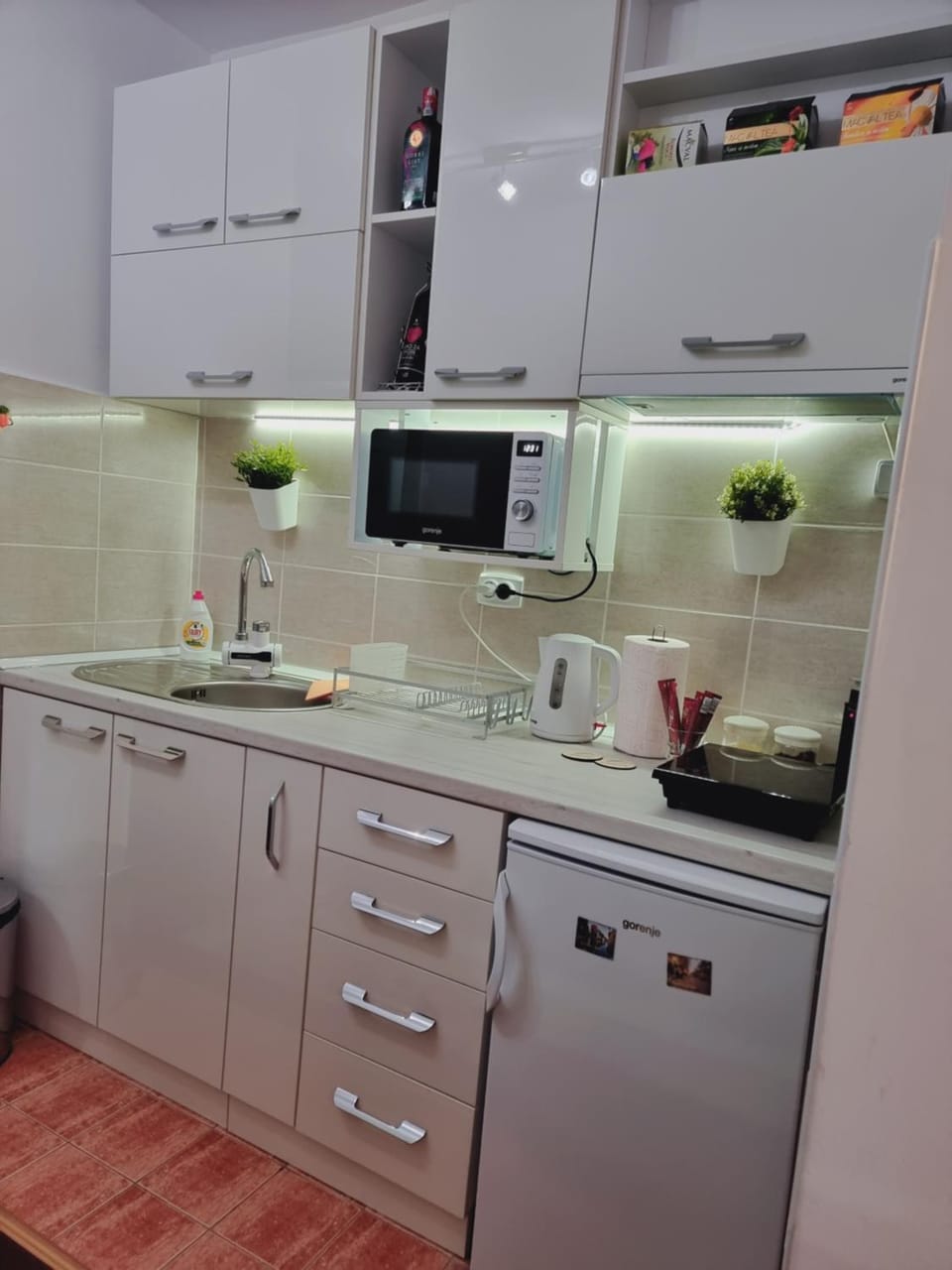 Coffee/tea facilities, Kitchen or kitchenette