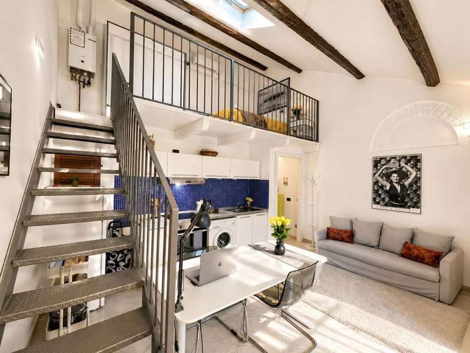 Living room, Seating area, heating, internet, washing machine