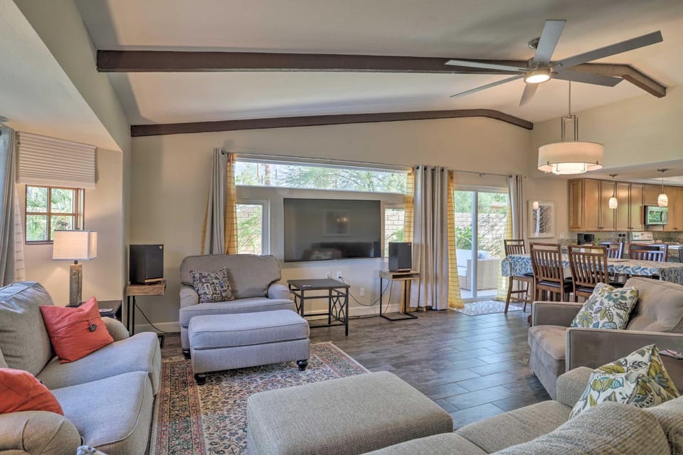 Luxurious Oasis with Hot Tub, Near Golf and Coachella! House in La Quinta