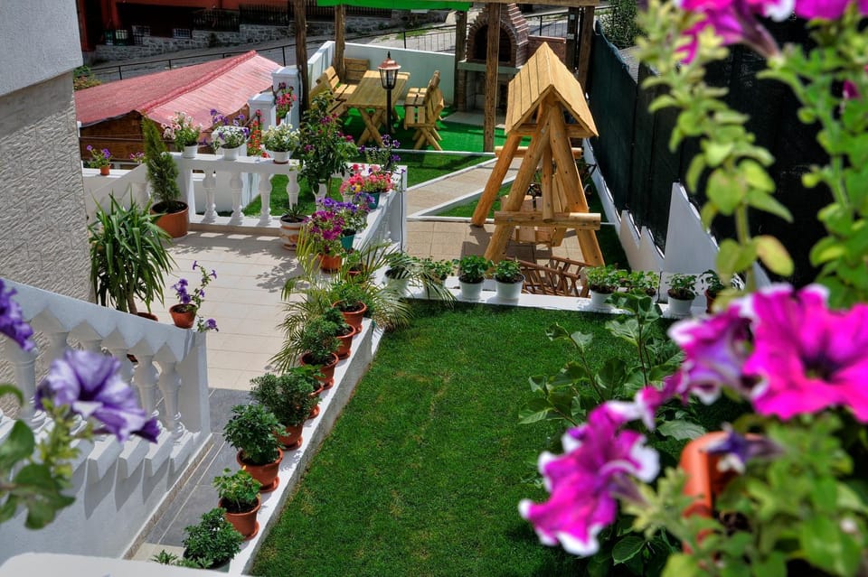 BBQ facilities, Garden