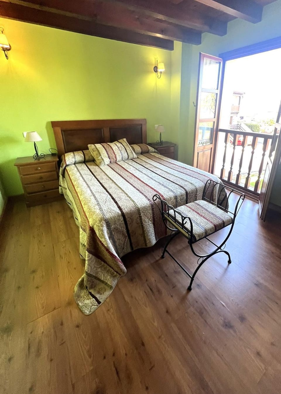 Bed, Bedroom