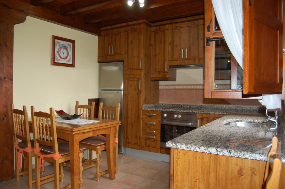 Gestiona2R - Casa en Colombres centro House in Cantabria