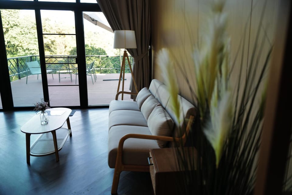 แคมป์ต๊ะต่อนยอน แม่กำปอง เชียงใหม่ CAMP Ta-Torn-Yorn Maekampong Chiang Mai Resort in Thailand