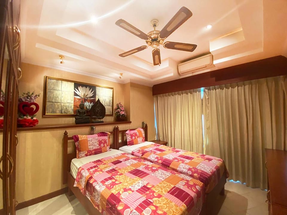 Oceanfront by View Talay 6 Apartment in Pattaya City